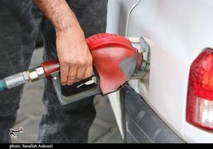 عرضه بنزین ۵ هزار تومانی برای مسافران ورودی به استان کرمان در ۳۶جایگاه