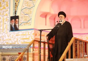علم‌الهدی: دو گفتمان انحرافی «تسلیم» و «یاس» مقاومت را تضعیف می‌کند
