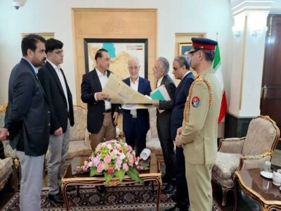 فرمانده ارتش و وزیرکشور پاکستان با بدرقه وزیر کشور، تهران را ترک کردند