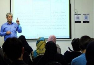 مگر می‌شود کشوری اینترنتش قطع شود؟/ دانشگاه از خلاقیت تهی شده؛ «برخی فکر می‌کنند نظریه درست کردن مثل تولید قاشق است»