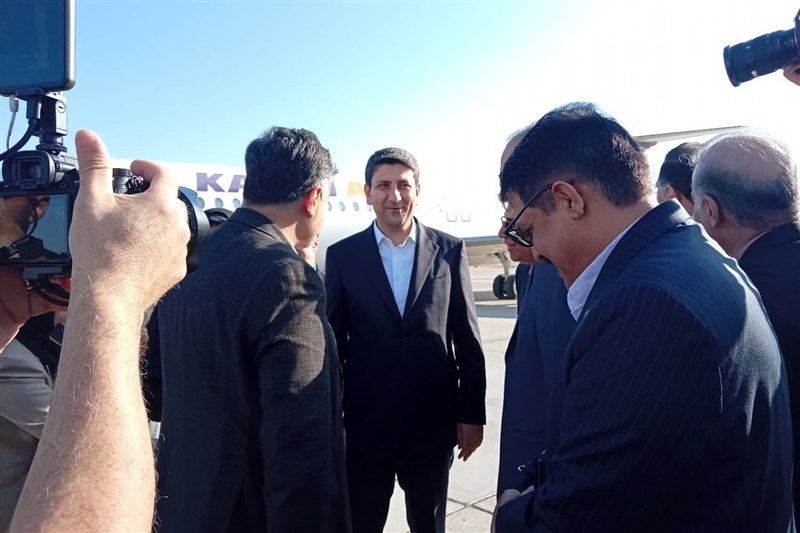 وزیر ارتباطات وارد اصفهان شد/افتتاح پروژه فیبرنوری و میز هوش مصنوعی اخبار استان اصفهان , اخبار اصفهان , وزارت ارتباطات و فناوری اطلاعات جمهوری اسلامی ایران , هوش مصنوعی , سفر ,
