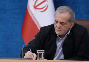 پزشکیان: سپاه همواره نهاد اثرگذار در دفاع از کشور بوده است