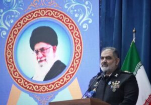 پیام تبریک امیر دریادار ایرانی به مناسبت روز خبرنگار