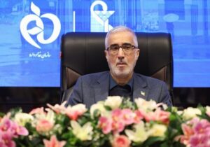 پیرصالحی: اجازه نداریم با فروش اینترنتی دارو برخورد کنیم