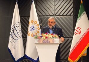 کدخدایی: امام شهید رعایت قانون را بر مصلحت‌اندیشی ارجح می‌دانستند