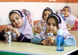 آیا امسال دانش آموزان در مدرسه «شیر» می خورند!