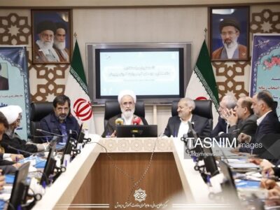 آیت‌الله اعرافی: سند تحول بنیادین باید با الگوهای قوی دنبال شود
