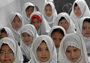 اتباع در مدارس ابتدایی تفاوتی با سایر دانش‌آموزان ندارند/ توضیحات معاون آموزش ابتدایی درباره مدارس دو نوبته