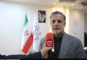 ادعای مذاکره ترامپ بازی دو سر باخت برای فریب افکار عمومی است