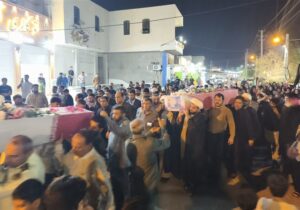 استقبال مردم و علمای اهل‌سنت عسلویه از پیکر ۳ شهید بسیجی
