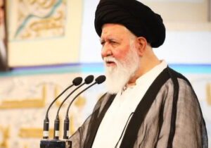 امام جمعه مشهد: حضور مردم در میدان معادلات جهانی را دگرگون کرد