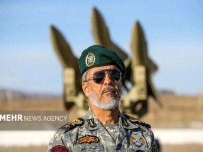 امیر سیاری: تنگه هرمز در کنترل کامل ایران است؛ آماده‌تر از گذشته‌ایم