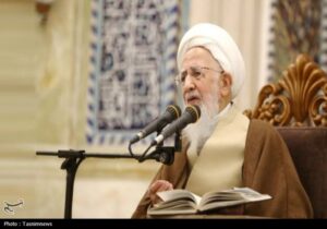 تأکید آیتالله جوادی آملی بر ضرورت حفظ عزت جامعه