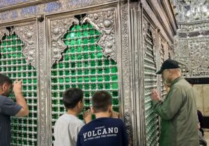 حضور رئیس مجلس در حرم مطهر حضرت عبدالعظیم حسنی (ع)