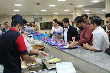 خبر جدید درباره تغذیه دانشجویان در سال جدید/ یارانه غذای دانشجویی مستقیماً به تأمین‌کننده پرداخت می‌شود