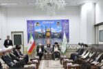 در جلسه اعضای جامعه مدرسین با عارف چه گذشت؟
