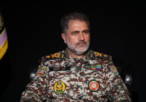 سربازان، دوشادوش مدافعان آسمان درمسیر صیانت ازامنیت کشورگام برمی‌دارند