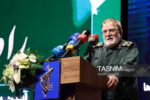 سرلشکر ایزدی: چند برابر نیازمان تولید «پهپاد و موشک» داریم