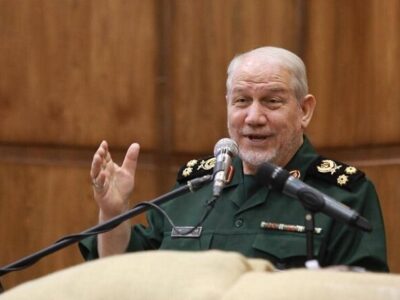 سرلشکر صفوی: پیوند تنگه هرمز و باب‌المندب صحنه جنگ را تغییر می‌دهد