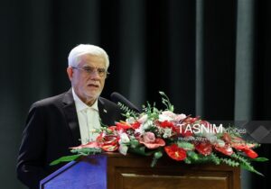 عارف: توسعه زیرساخت‌های کشور اولویت دولت چهاردهم است