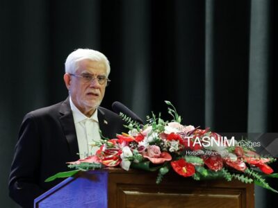 عارف: توسعه زیرساختهای کشور اولویت دولت چهاردهم است