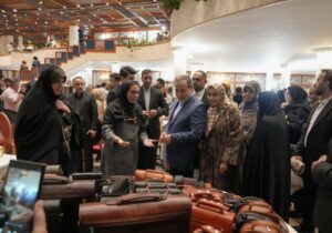 عراقچی: بانوان کارآفرین، زمینه تعاملات فرهنگی را فراهم می‌کنند