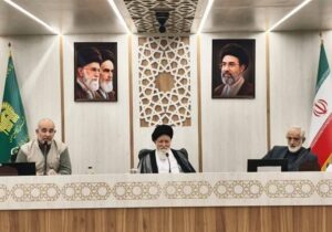 علم‌الهدی:رهبری ‌‌پس از تصمیم خبرگان هدایت مستقیم جنگ را برعهده گرفتند