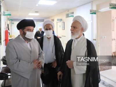 عیادت نماینده رهبر معظم انقلاب از آیت‌الله شبیری‌زنجانی