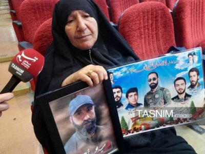 مادری با پنج ستاره بر سینه؛ زنی که از شلمچه تا سیریک داغدار لاله‌ها شد