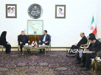 متفکرآزاد: تهران به مواضع دیپلماتیک ژاپن درباره تنگه هرمز توجه دارد