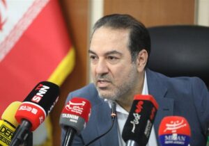 معاون وزیر بهداشت: ۶ ماه ذخیره واکسن داریم/ کنترل سرخک در ایران
