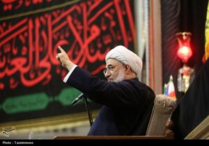 هشدار آیت‌الله اراکی به اقدام دولت عراق در پی ممنوعیت پروازها