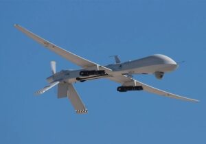پهپاد جاسوسی آمریکایی MQ-1 در دهانه تنگه هرمز ساقط شد