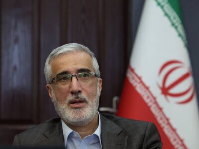 پیرصالحی: شرکتهای دارویی برای خرید ارز نقدینگی کافی ندارند