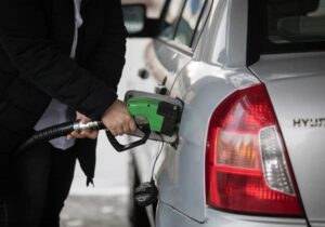 کارتهای سوخت جایگاهها حذف نمیشوند؛ سهمیهها برقرار است