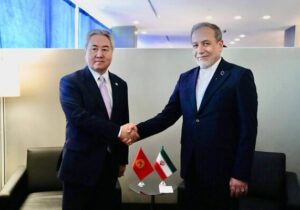 گفتگوی عراقچی با وزیر امور خارجه قرقیزستان