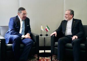 گفتگوی‌وزرای خارجه ایران وقبرس پیرامون مسائل دوجانبه