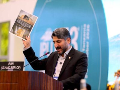 باقرزاده: مردم ایران از آینده خود دست نخواهند کشید