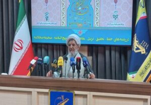 زنگنه: قرآن دربرابر فتنهها و آسیبهای اجتماعی نقش هدایتگر ایفا میکند