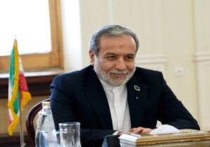 عراقچی: ایران قاطعانه از منافع و امنیت ملی خود دفاع می‌کند